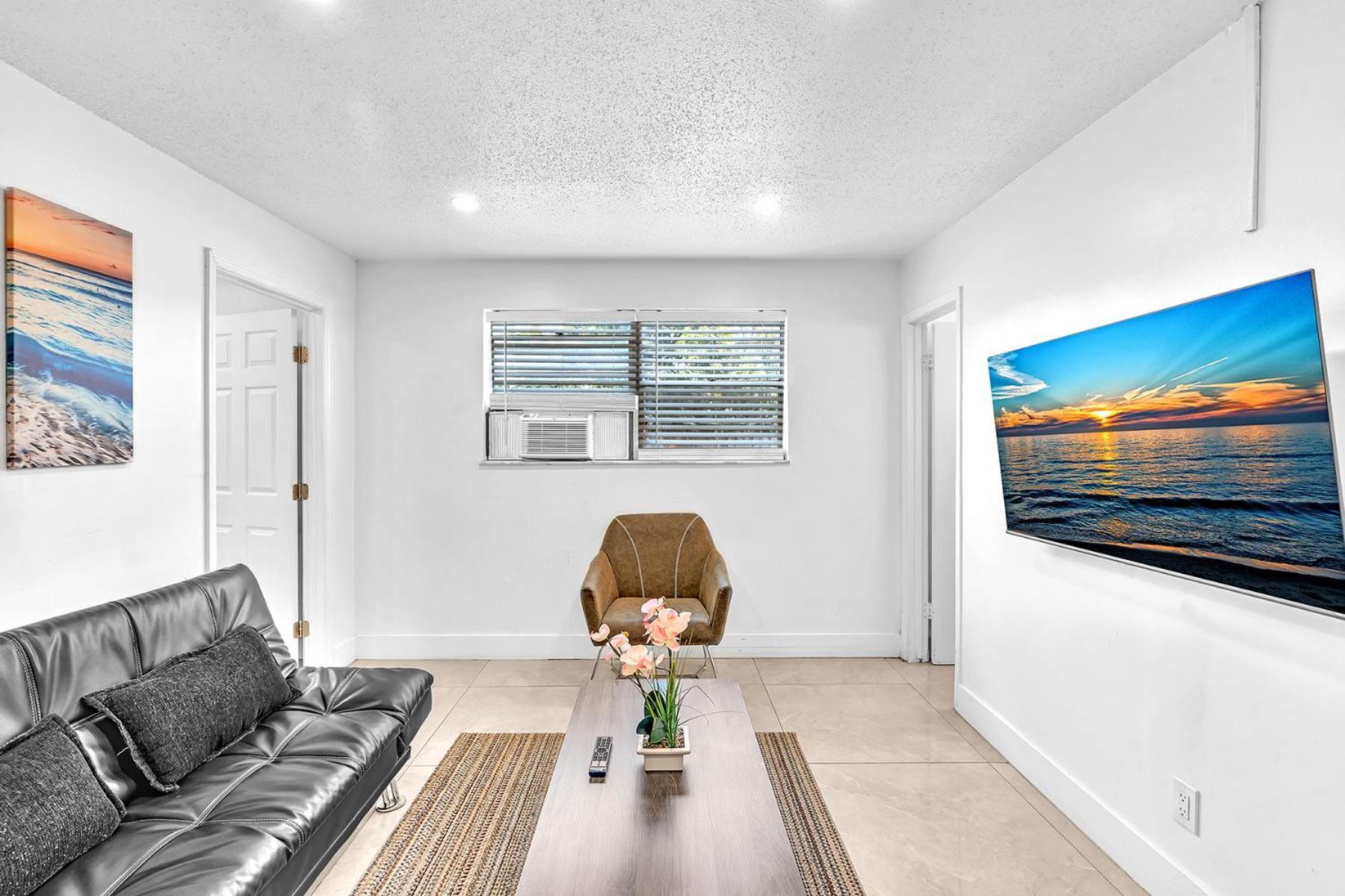 New Boutique 1 Bdrm Close To Beach & Casino #211 Голливуд Экстерьер фото