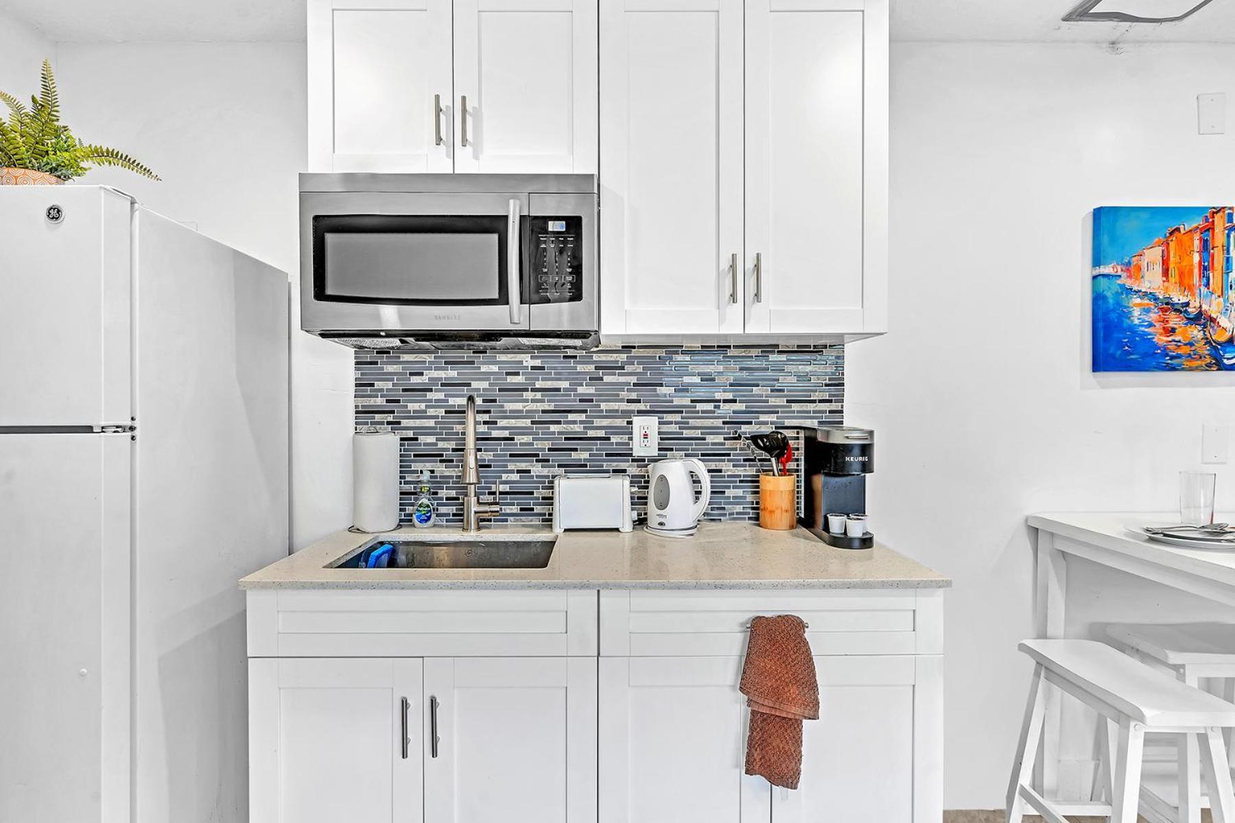 New Boutique 1 Bdrm Close To Beach & Casino #211 Голливуд Экстерьер фото
