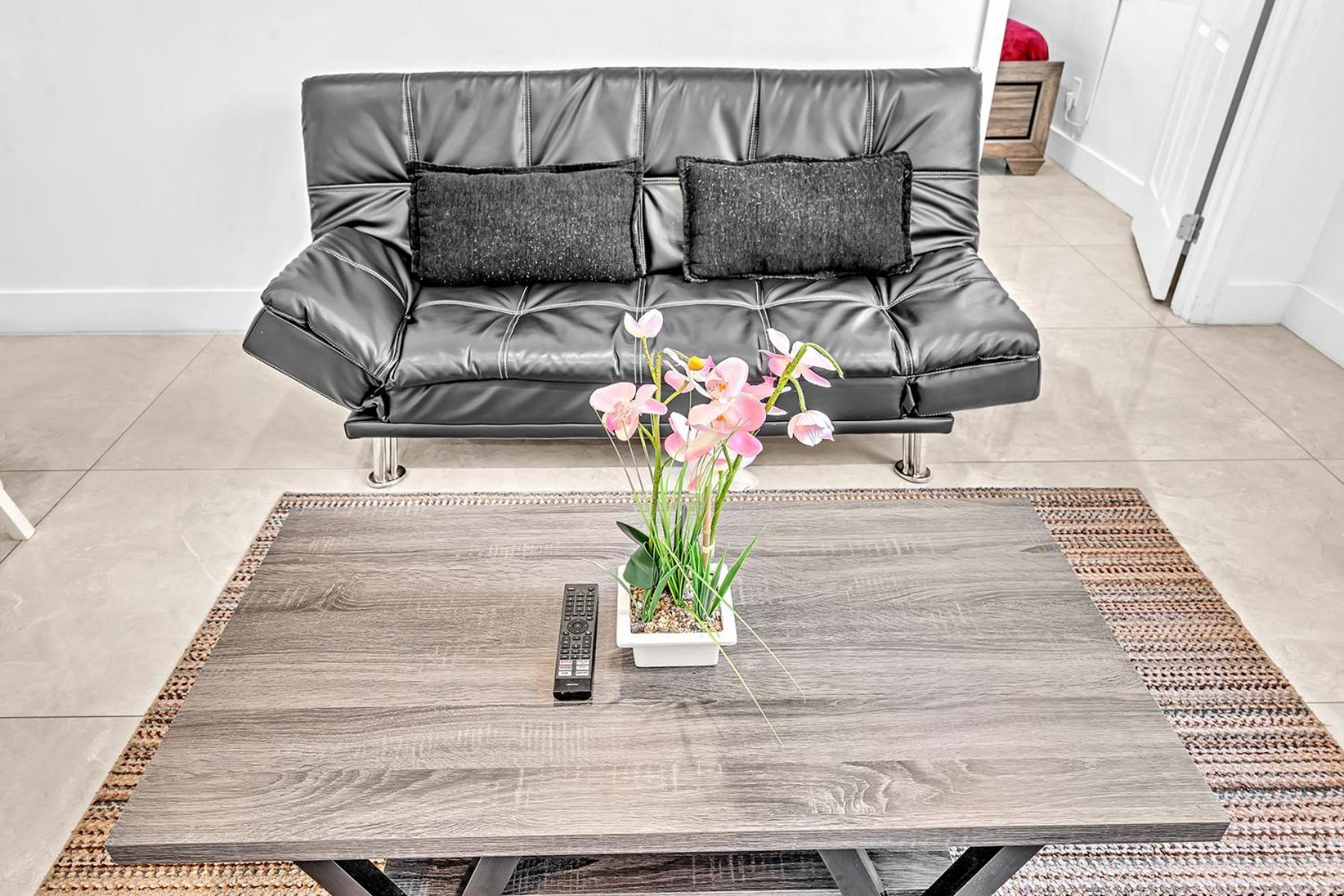 New Boutique 1 Bdrm Close To Beach & Casino #211 Голливуд Экстерьер фото